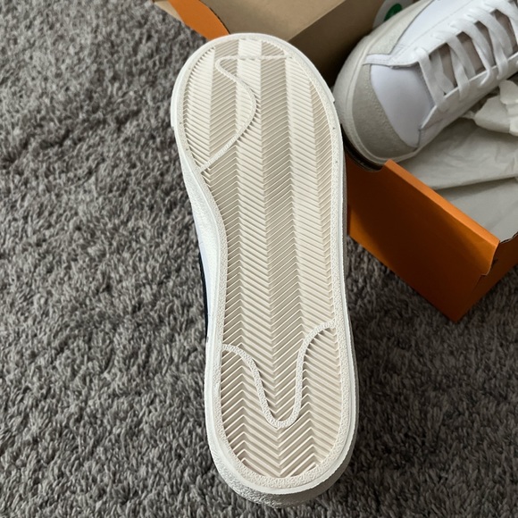 Nike Blazers Mid ‘77 Women size- 10 Men size- 8 1/2 - Picture 3 of 5